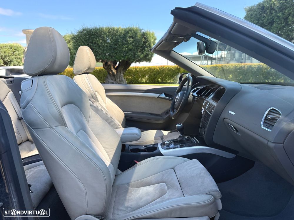 Audi A5 Cabrio 2.0 TDi - 21