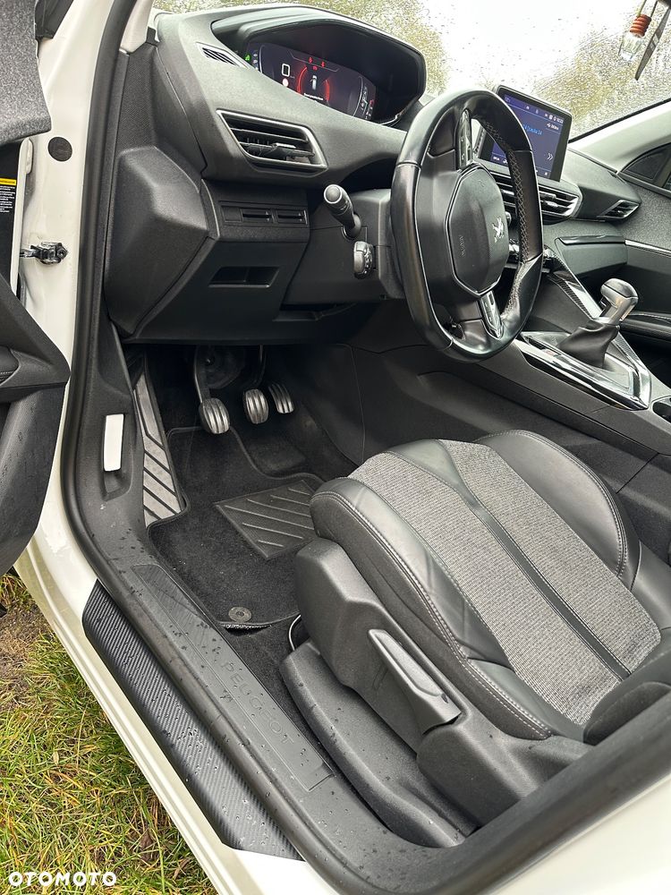 Peugeot 3008 BlueHDi 150 Stop & Start Allure - 11