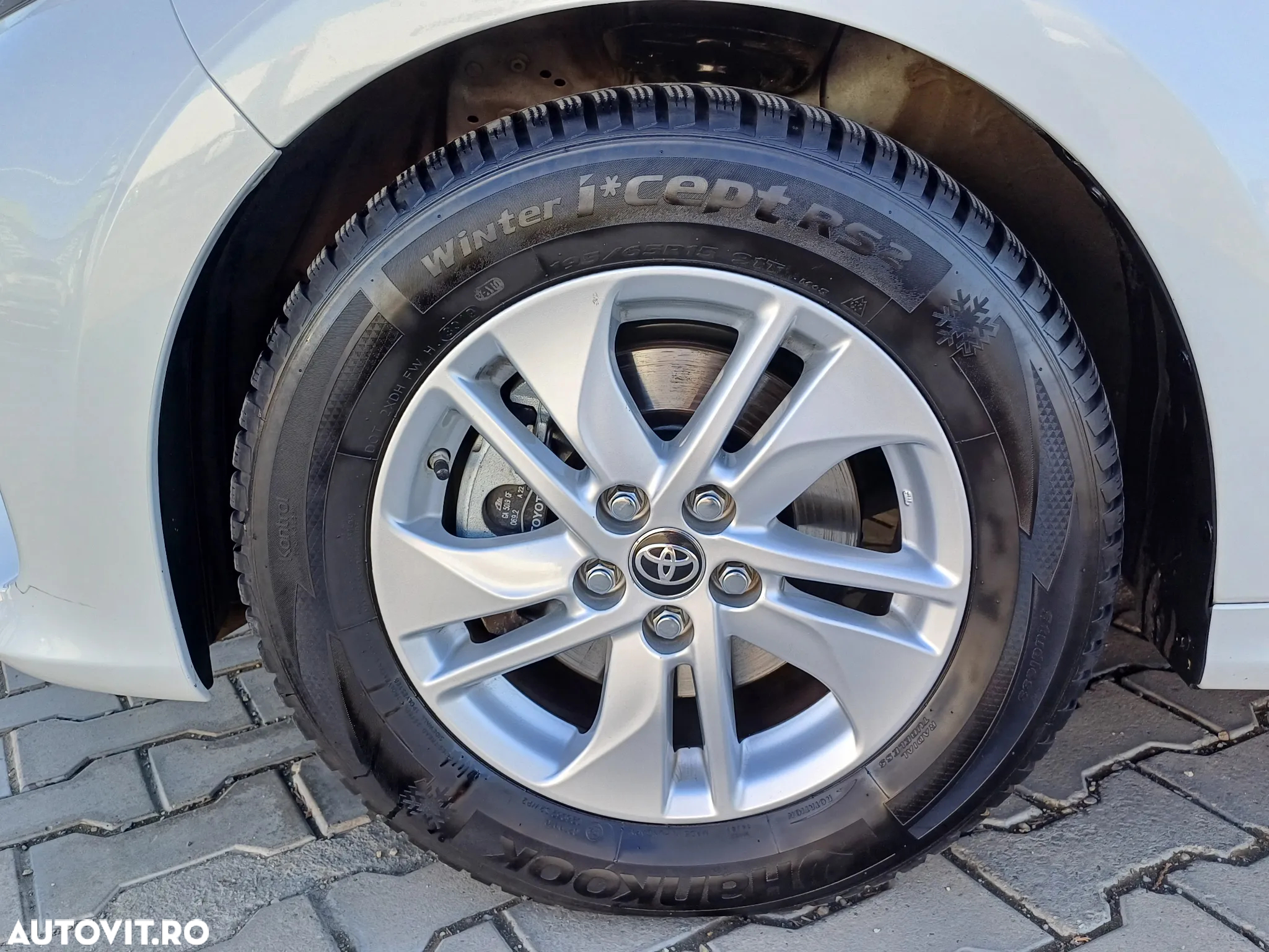 Toyota Yaris 1.5 VVT-i HSD Dynamic - 8