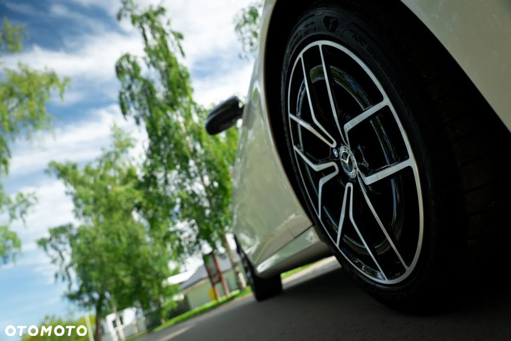 Mercedes-Benz Klasa E 220 d 4-Matic Business Edition - 10