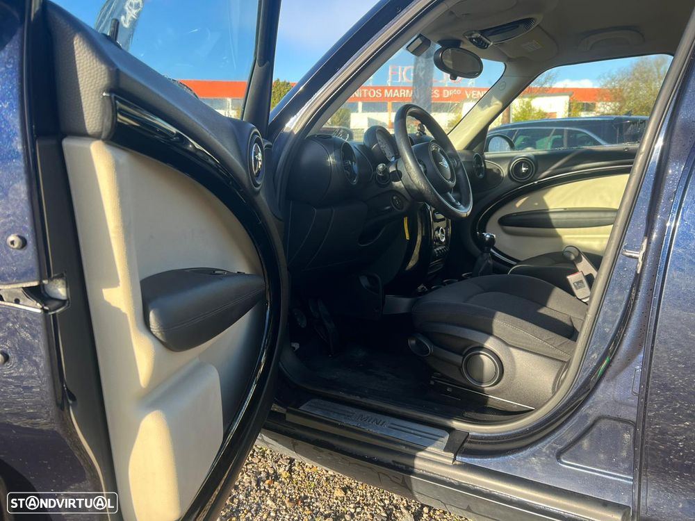 MINI Countryman One D - 13