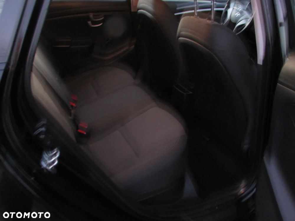 Hyundai i30 1.4 Comfort - 14