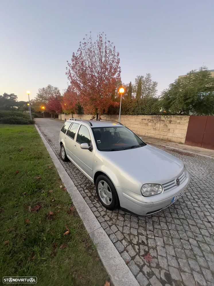 VW Golf Variant 1.9 TDi 4M Highline - 1