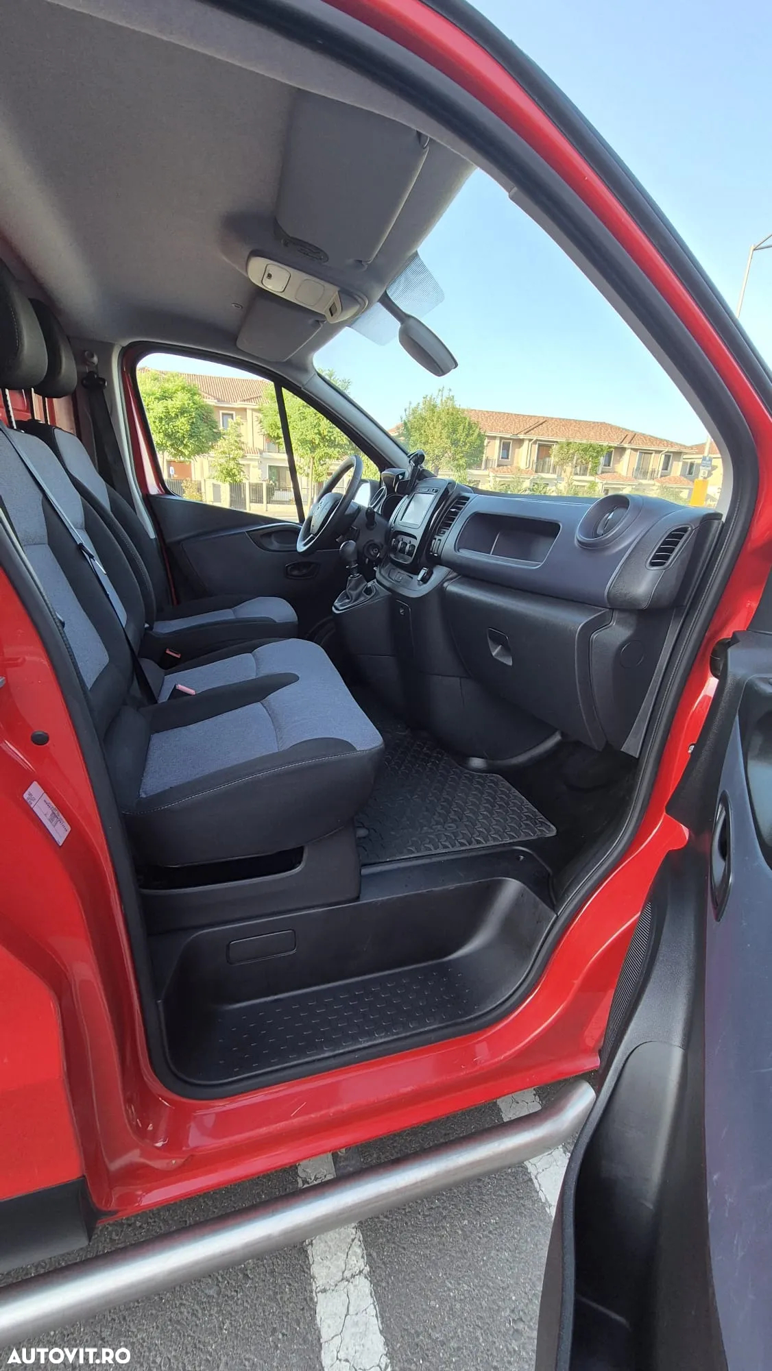 Opel Vivaro - 4