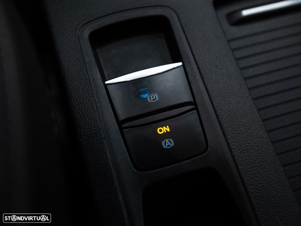 Ford Focus SW - 18
