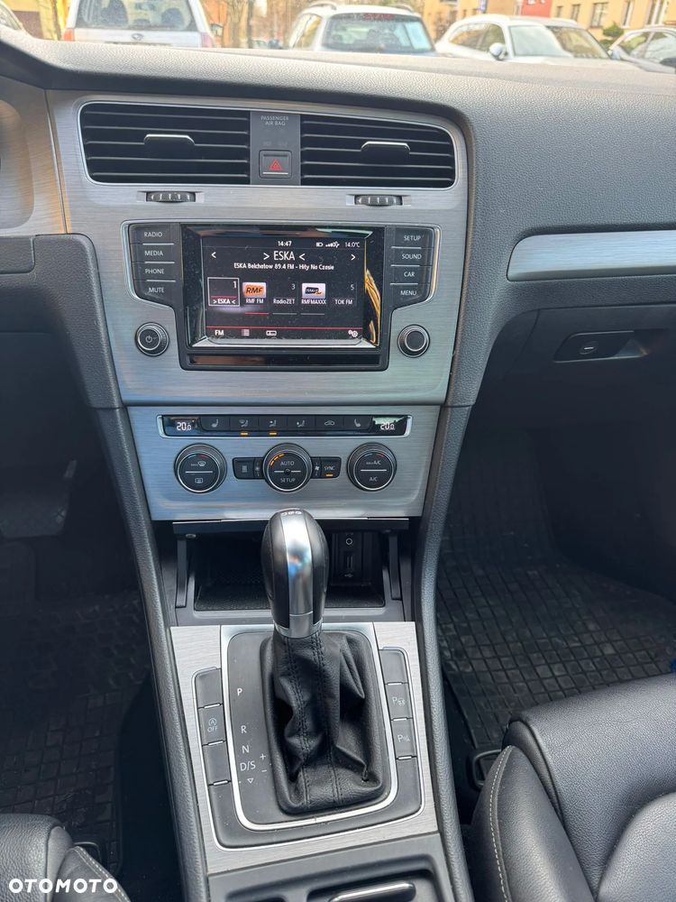 Volkswagen Golf 2.0 TDI (BlueMotion Technology) DSG Highline - 10