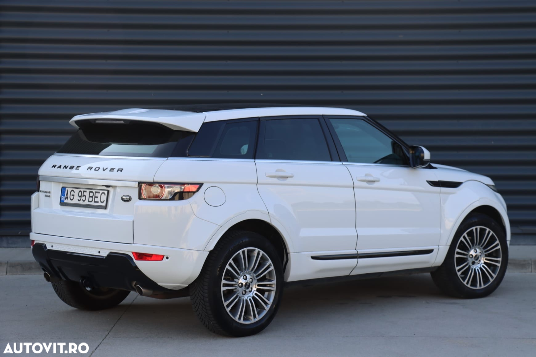 Land Rover Range Rover Evoque - 4