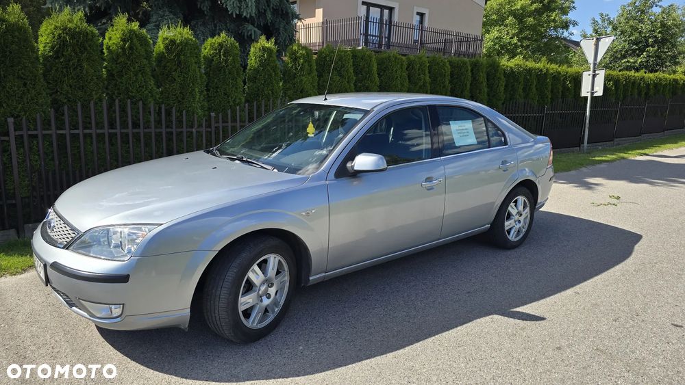Ford Mondeo 2.0 Viva Titanium - 1