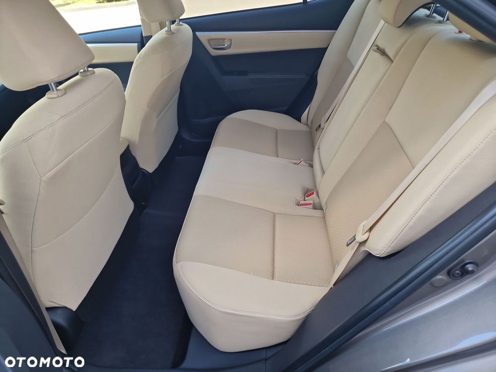 Toyota Corolla 1.6 Premium EU6 - 14