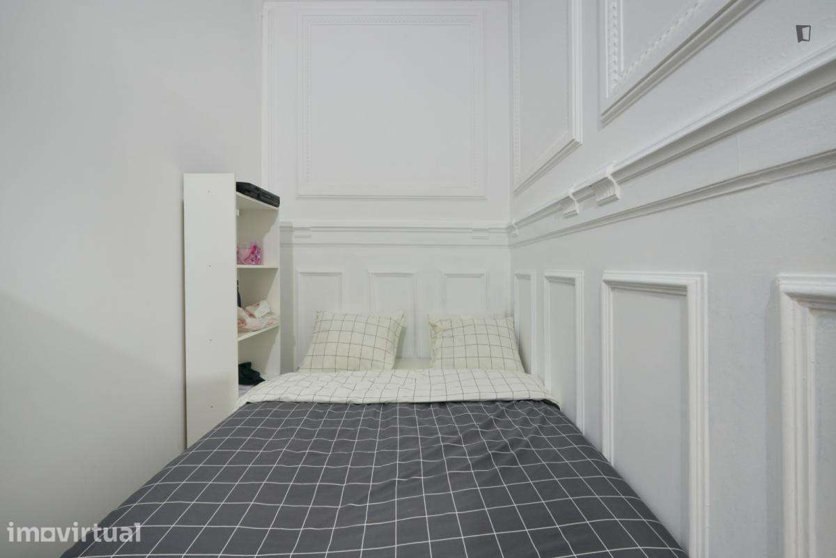 Quarto - localizado em Entrecampos Lisbon - Grande imagem: 3/12