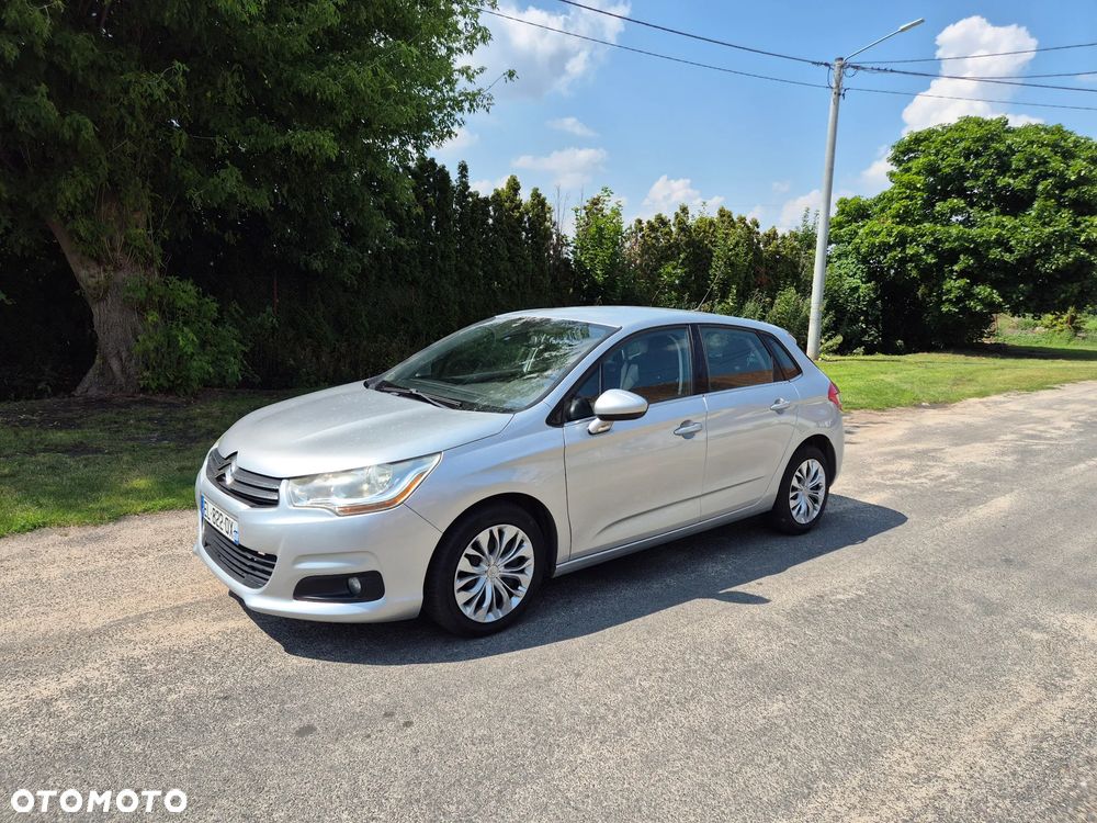 Citroën C4 HDi 90 Attraction - 2