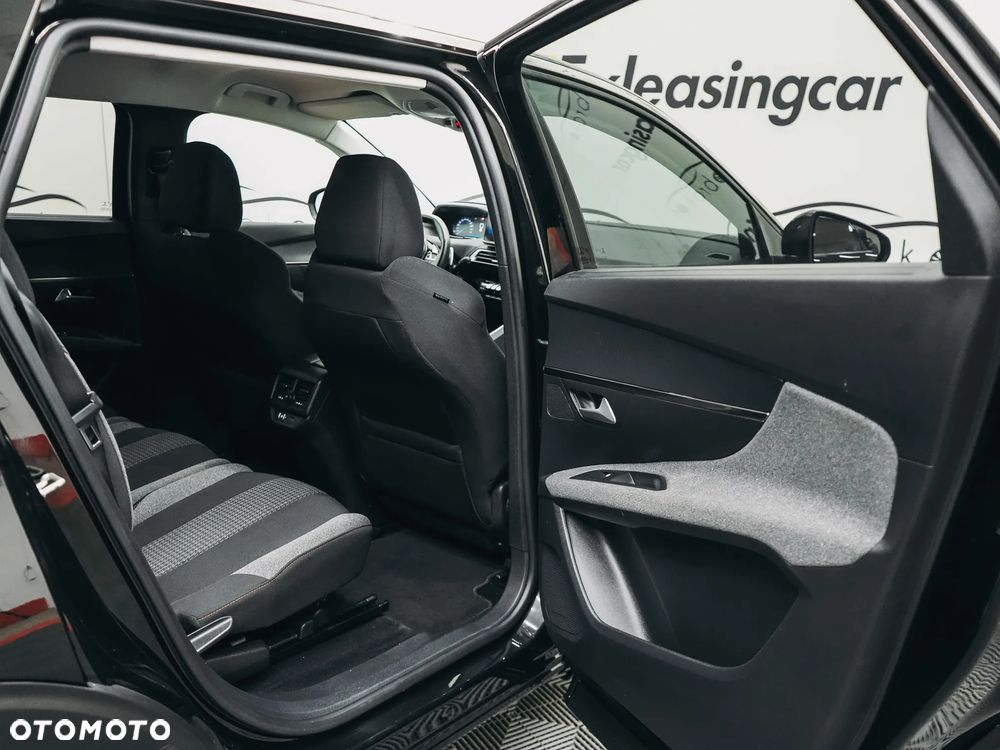 Peugeot 5008 - 32
