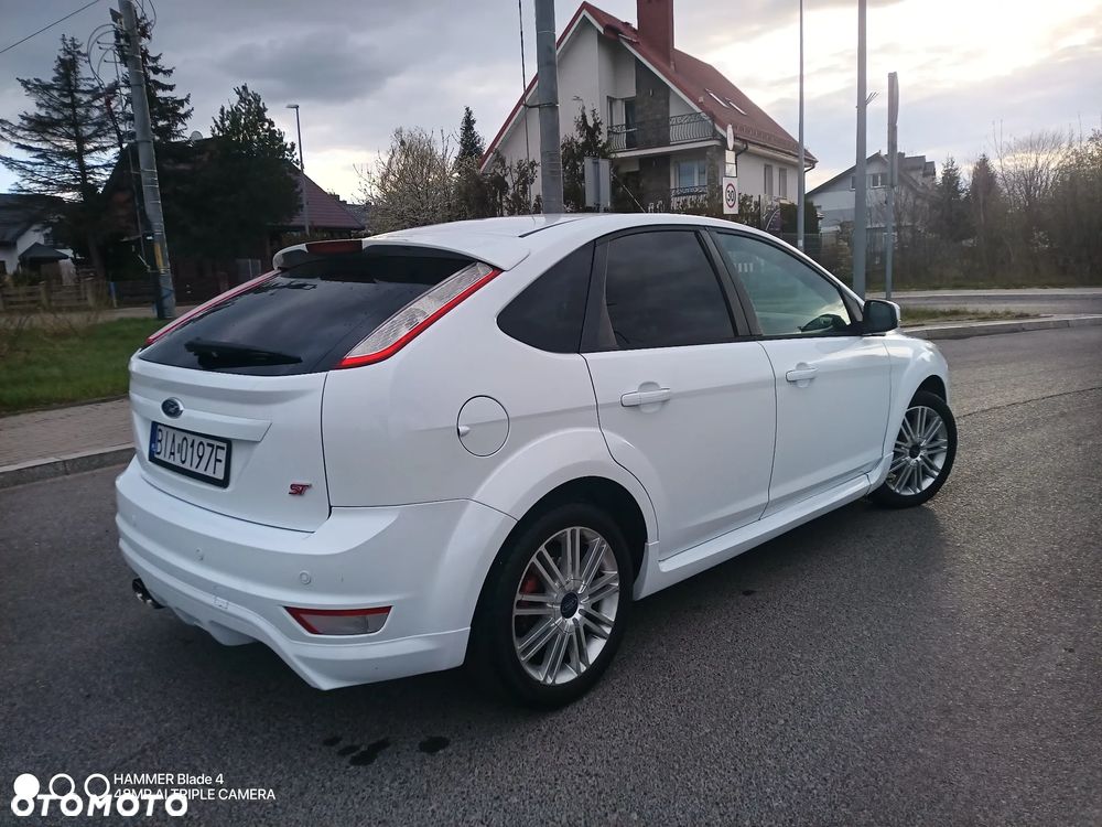 Ford Focus 1.8 Titanium - 4