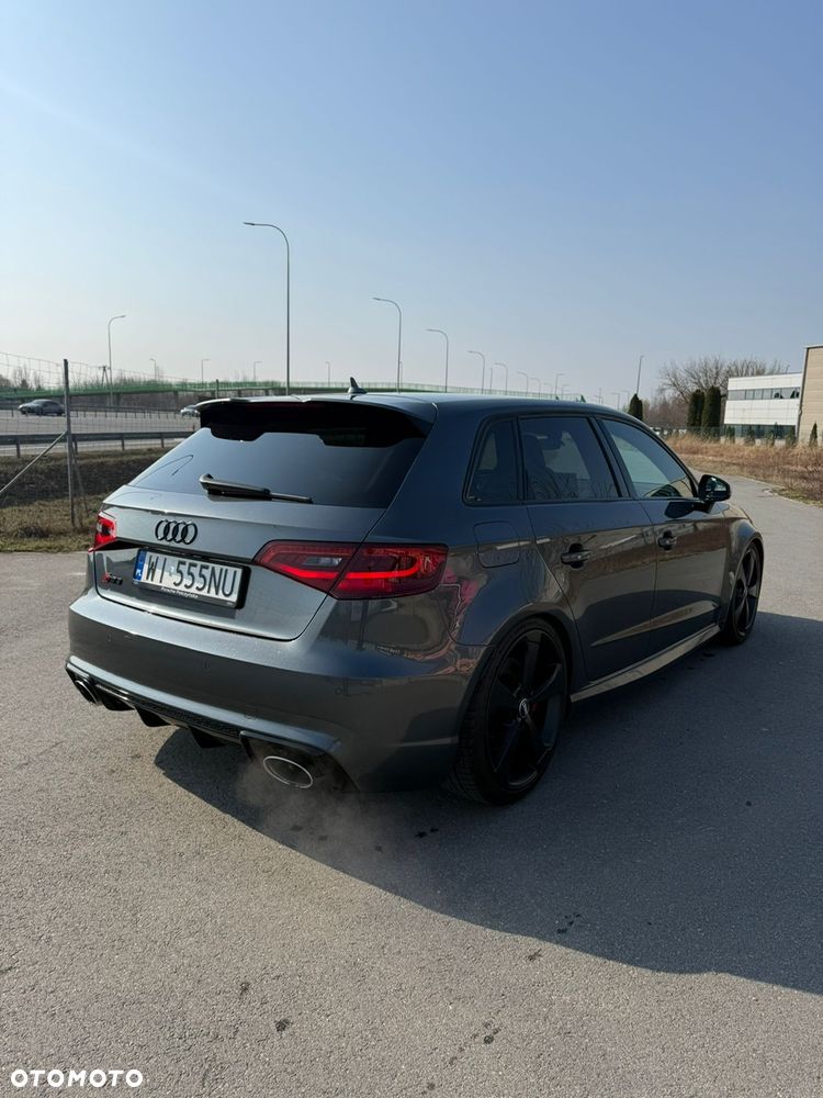Audi RS3 Sportback Standard - 8