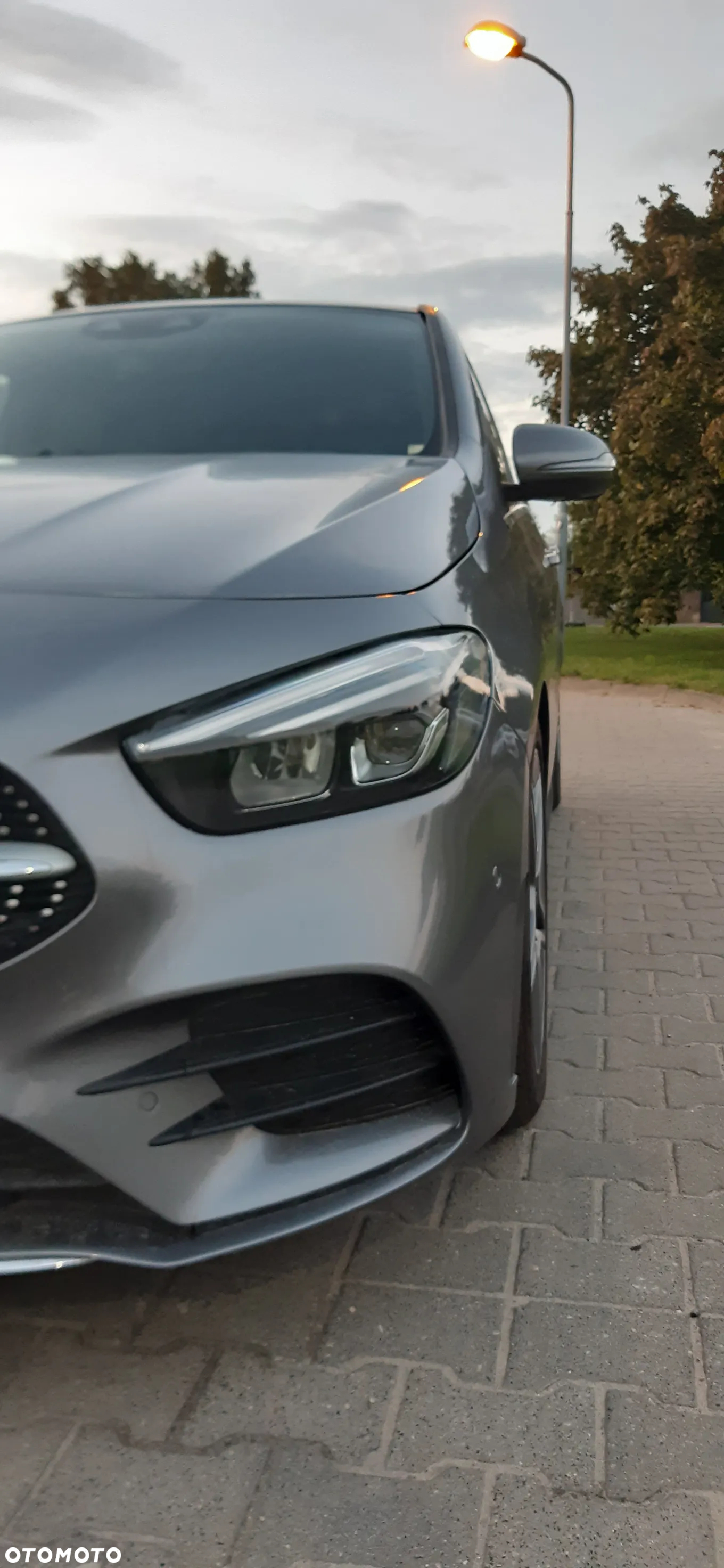 Mercedes-Benz Klasa B 180 7G-DCT AMG Line - 6