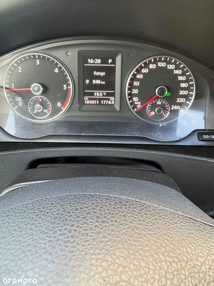 Volkswagen Caravelle 2011 photo 3