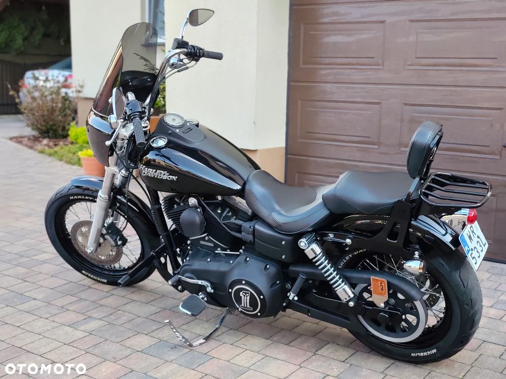 Harley-Davidson Dyna Street Bob - 2