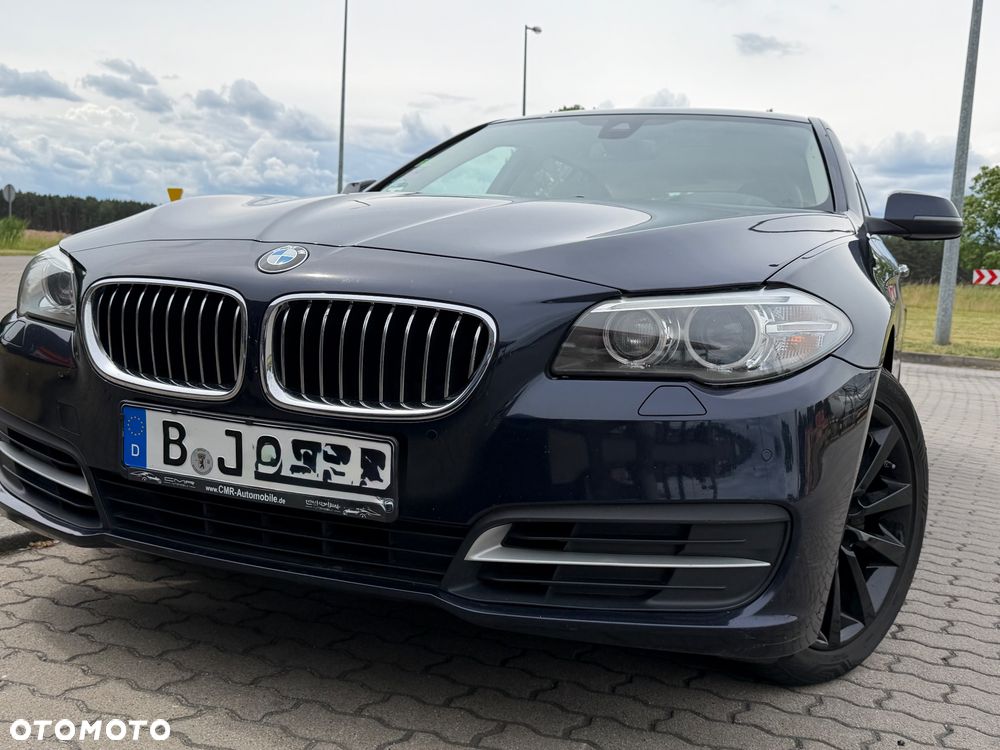 BMW Seria 5 530d xDrive Luxury Line - 9