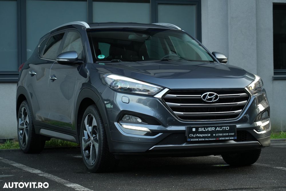 Hyundai Tucson 2.0 CRDI 4WD Automatik Premium - 28