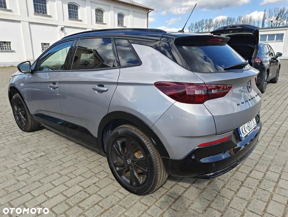Opel Grandland X 1.2 T GPF Design Line S&S - 12