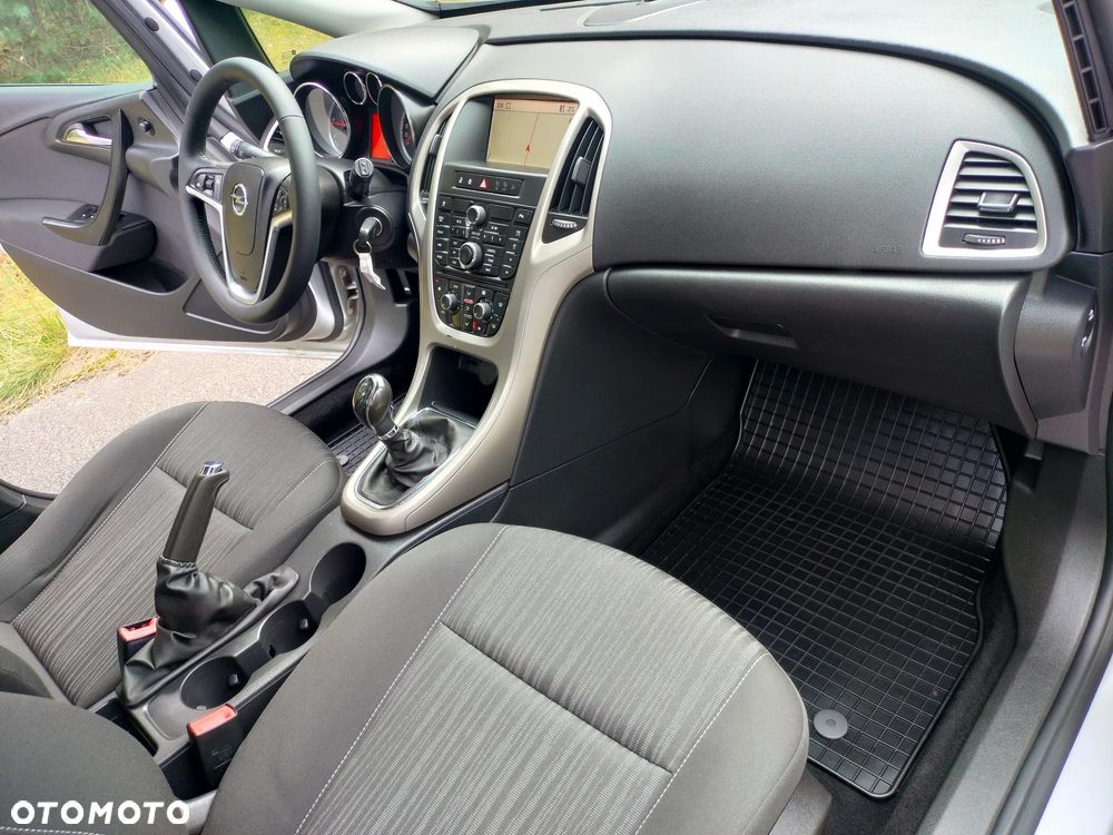 Opel Astra 1.7 CDTI DPF NAVI - 19