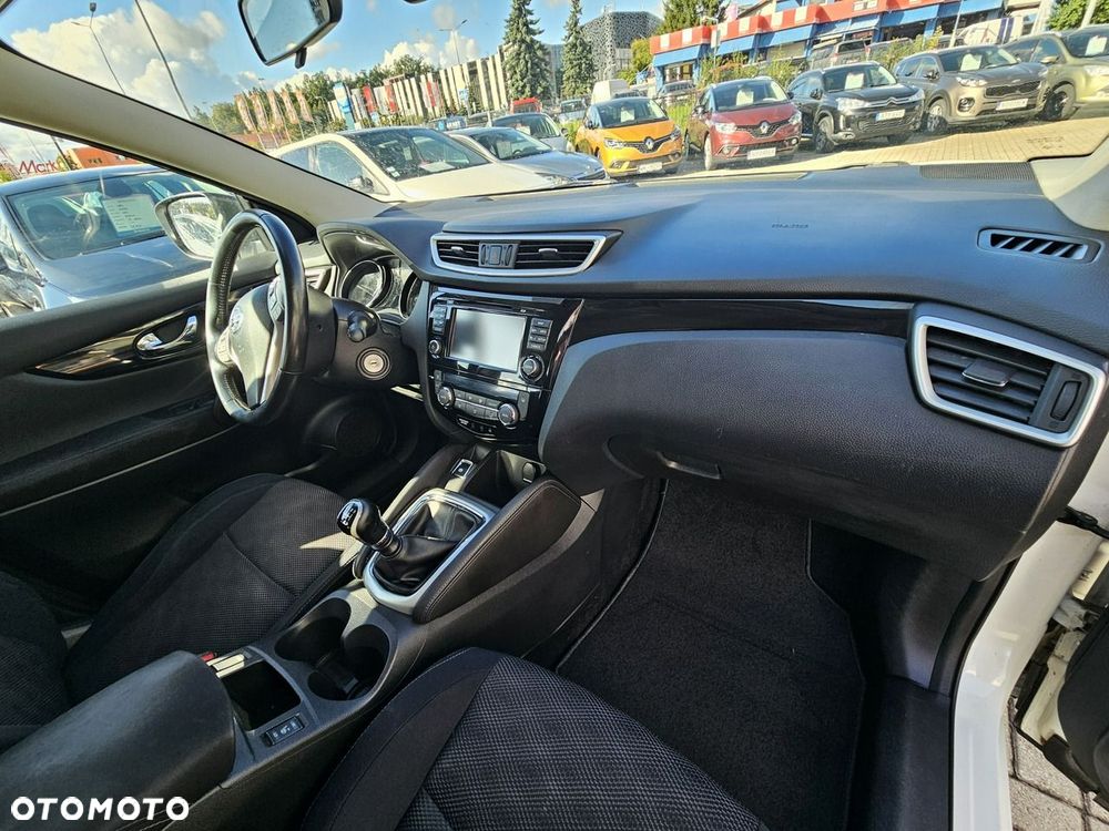 Nissan Qashqai 1.2 DIG-T Tekna EU6 - 38