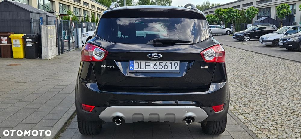 Ford Kuga 2.0 TDCi 2x4 Titanium - 36
