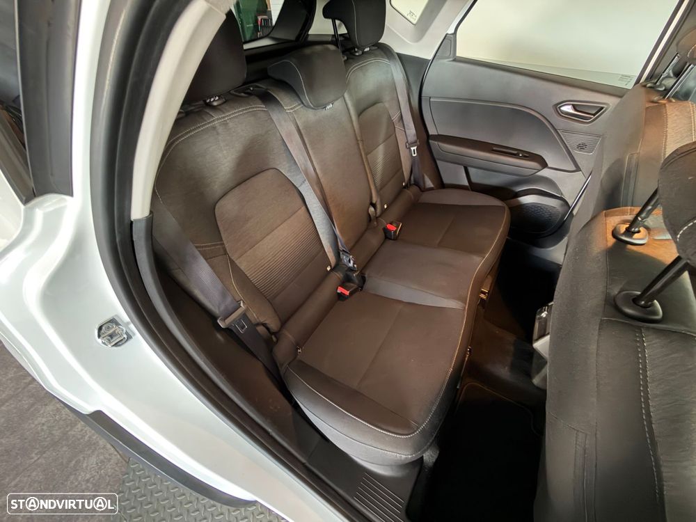 Renault Captur TCe 90 BUSINESS EDITION - 28