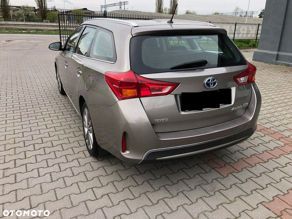 Toyota Auris - 4