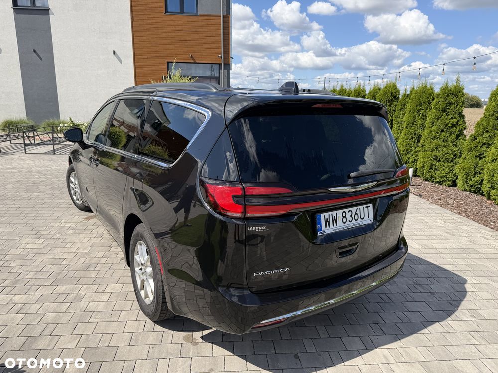 Chrysler Pacifica - 10