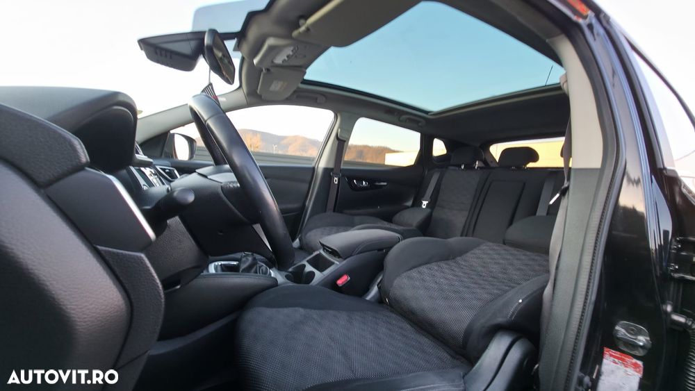 Nissan Qashqai 1.6 DCI N-Vision - 36