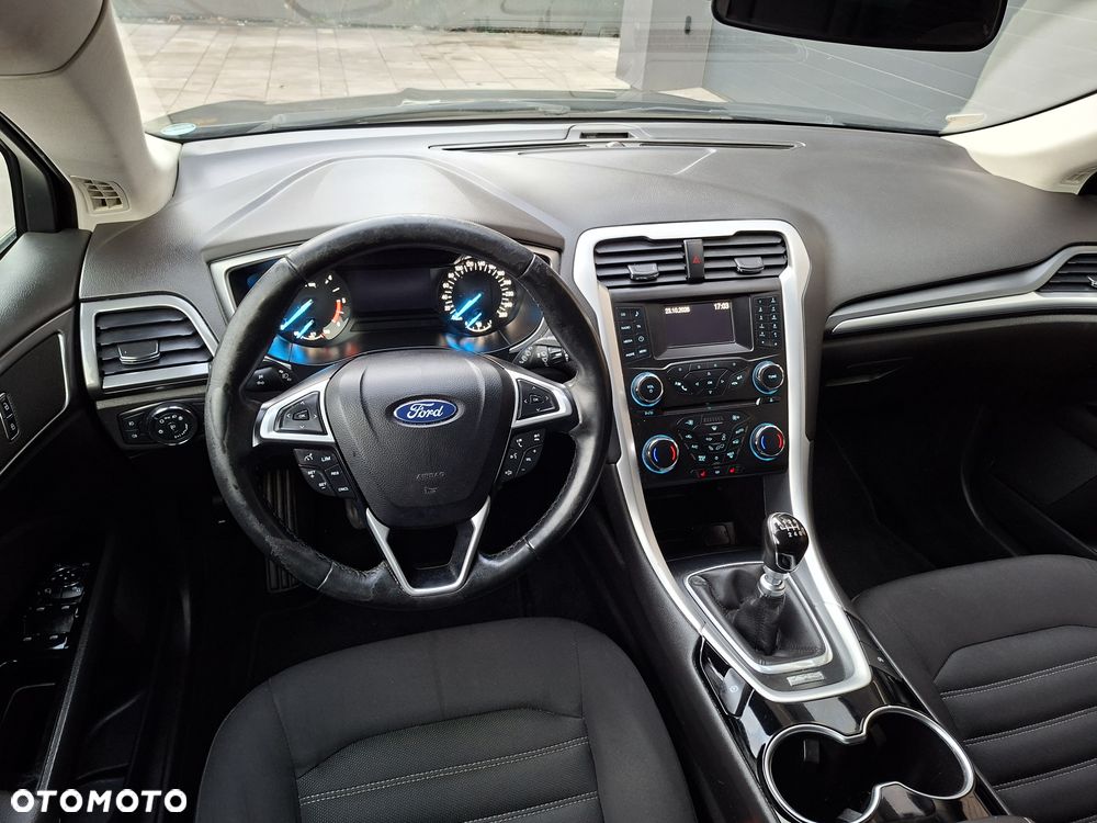 Ford Mondeo - 8