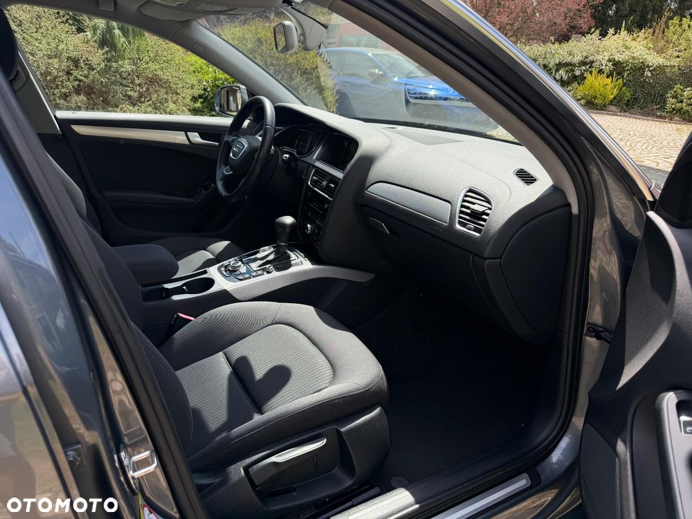 Audi A4 Limousine 2.0 TDI DPF multitronic Attraction - 9