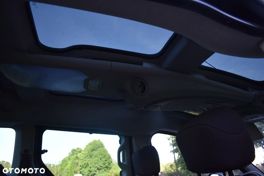 Citroën Berlingo Multispace BlueHDi 120 S&S SHINE - 32