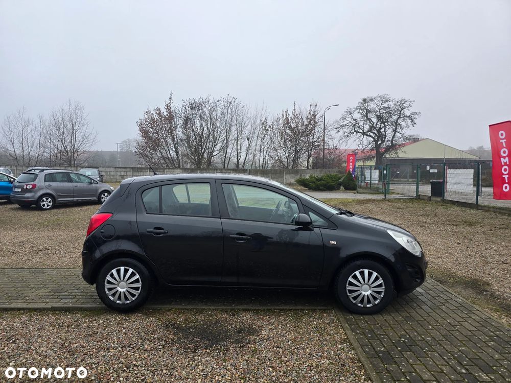 Opel Corsa 1.2 16V Enjoy - 5