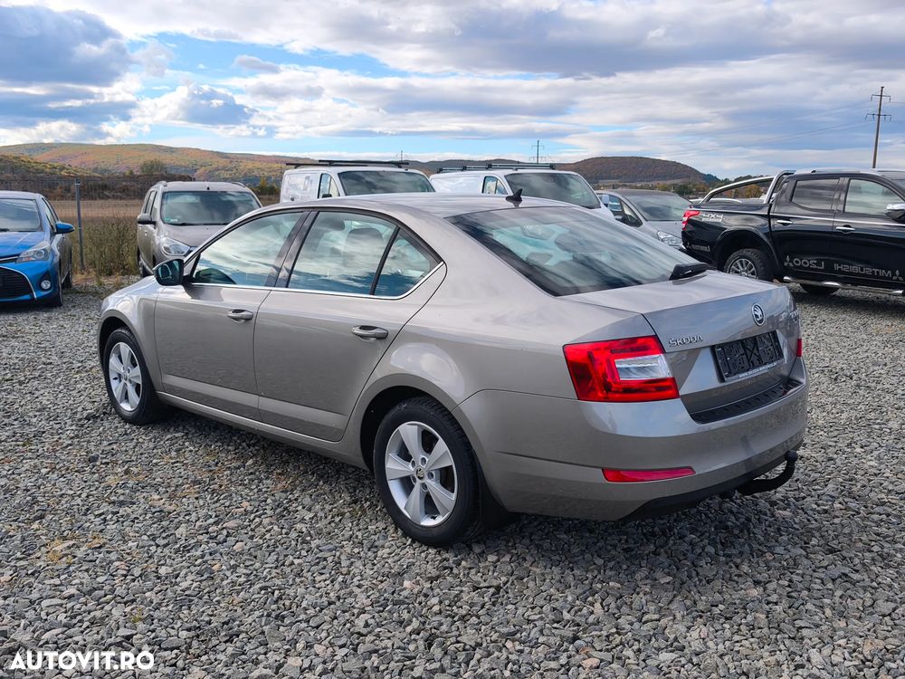 Skoda Octavia - 15