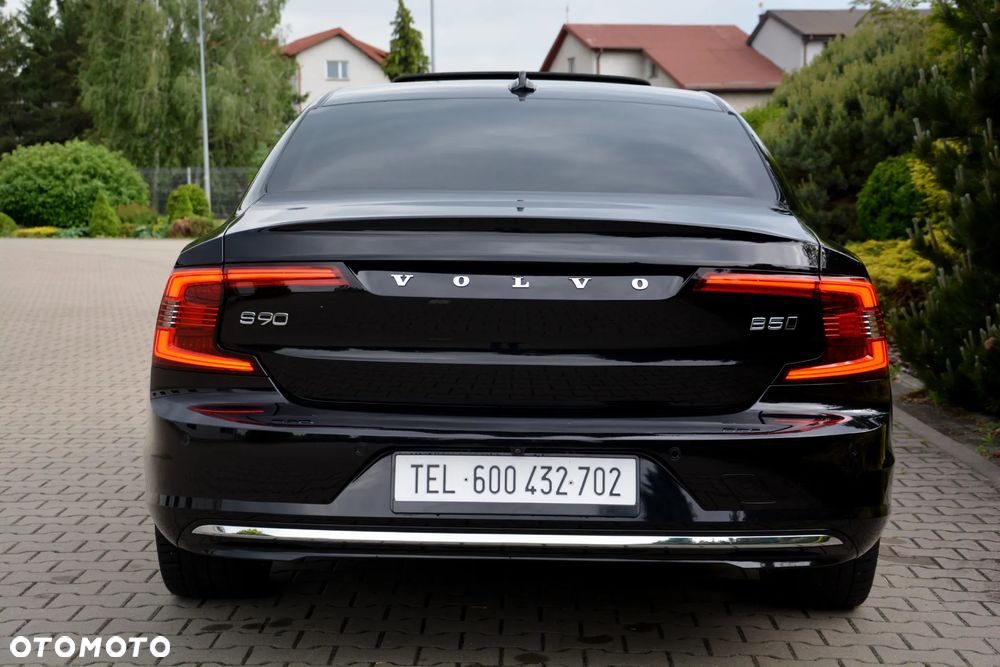 Volvo S90 - 32