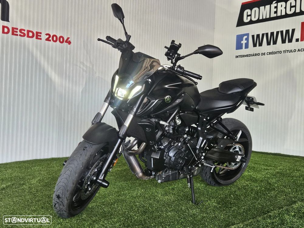 Yamaha MT-07 - 4