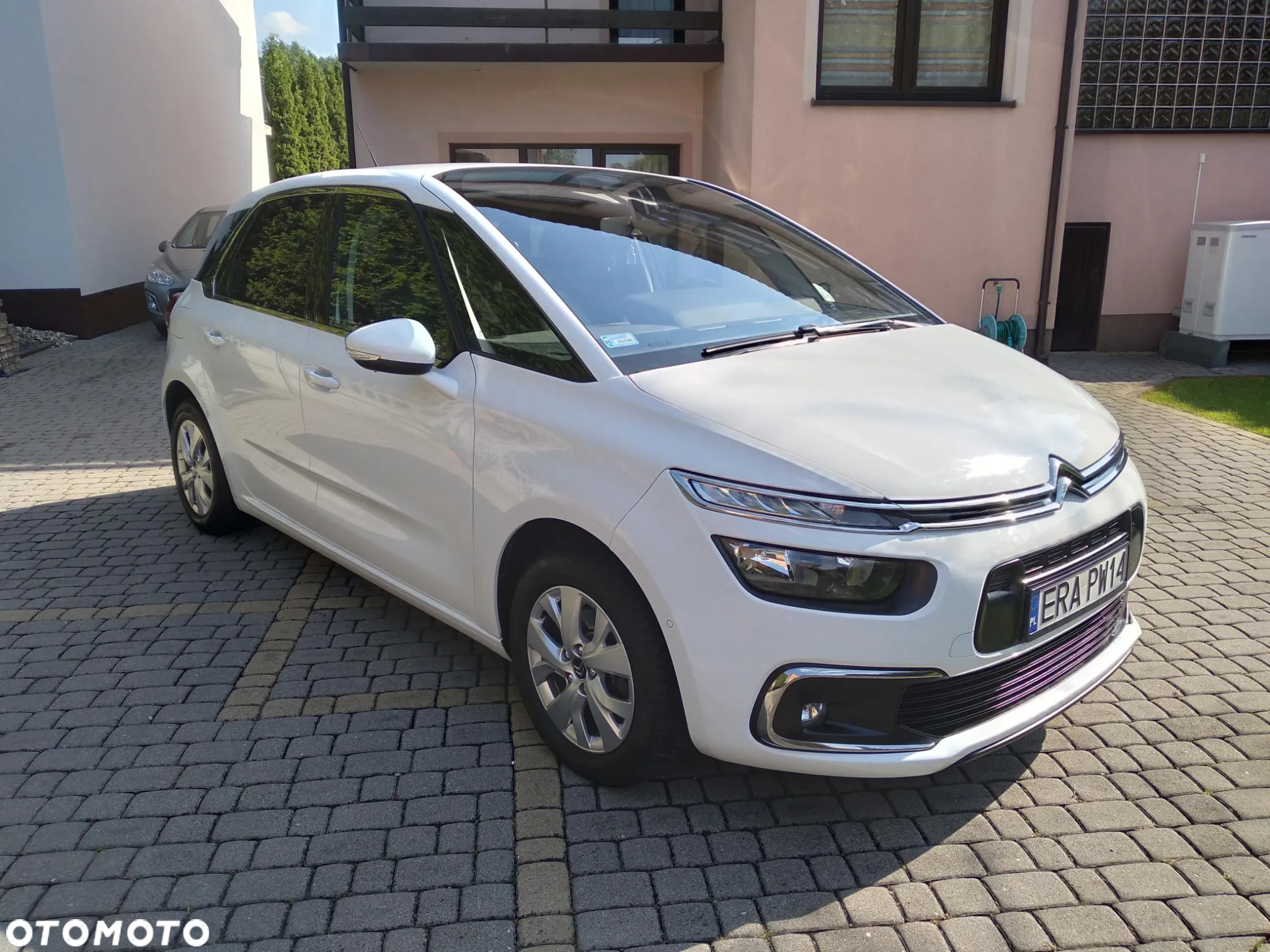 Citroën C4 Picasso 1.6 BlueHDi MoreLife S&S - 2