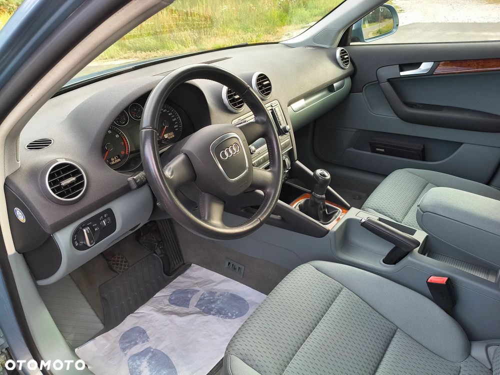 Audi A3 Sportback 1.4 TFSI S line Sportpaket (plus) - 27