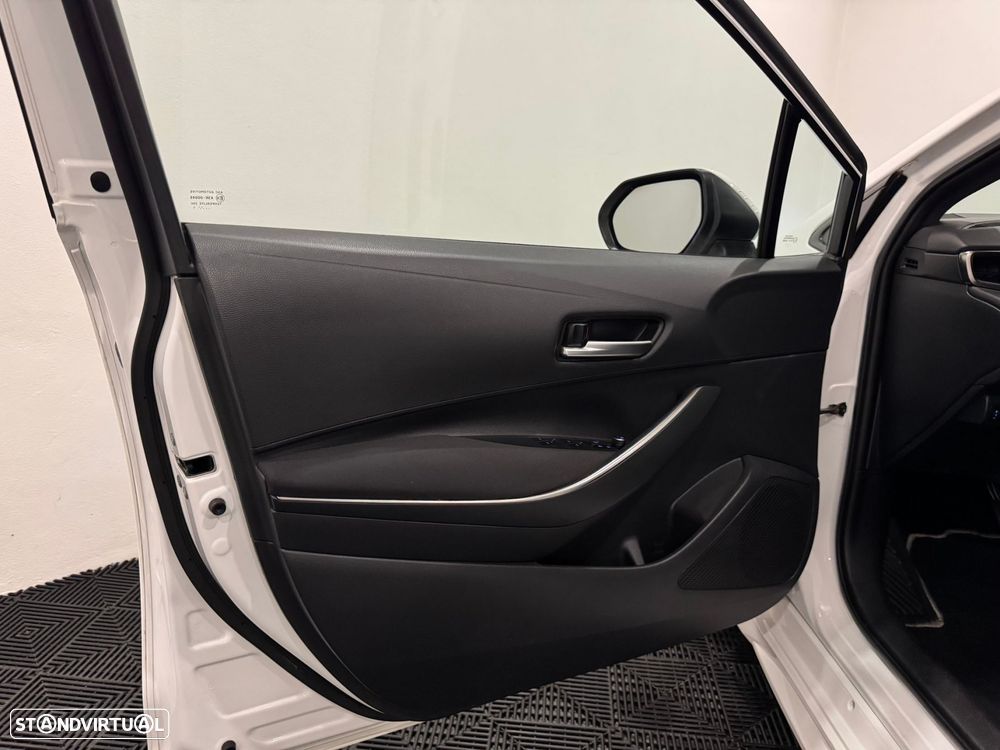 Toyota Corolla 1.8 Hybrid Comfort - 53