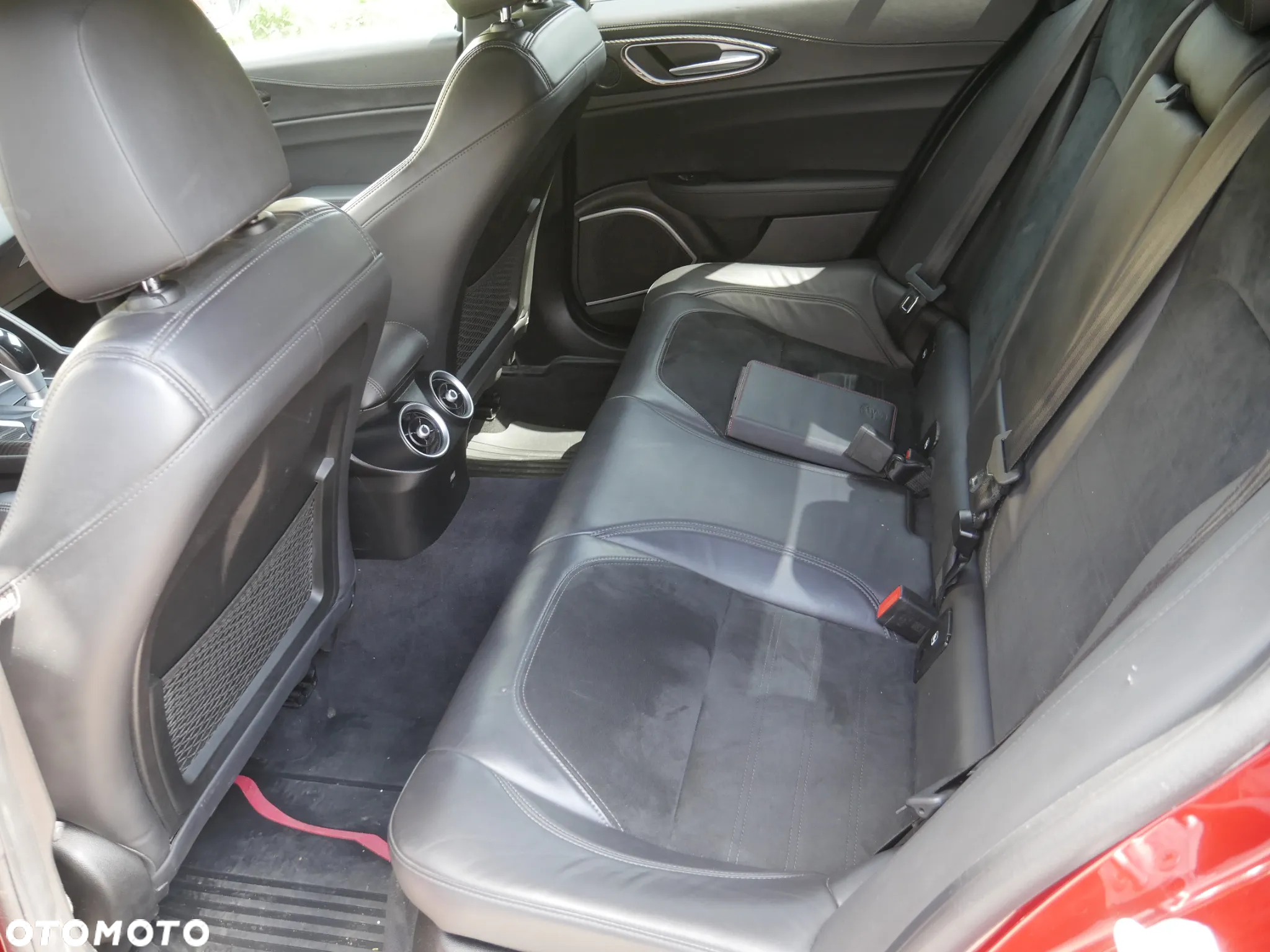 Alfa Romeo Giulia 2.0 Turbo Veloce TI Q4 - 12