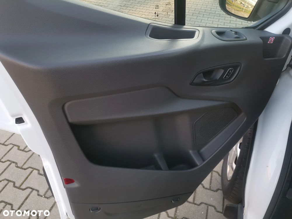 Ford Transit - 14