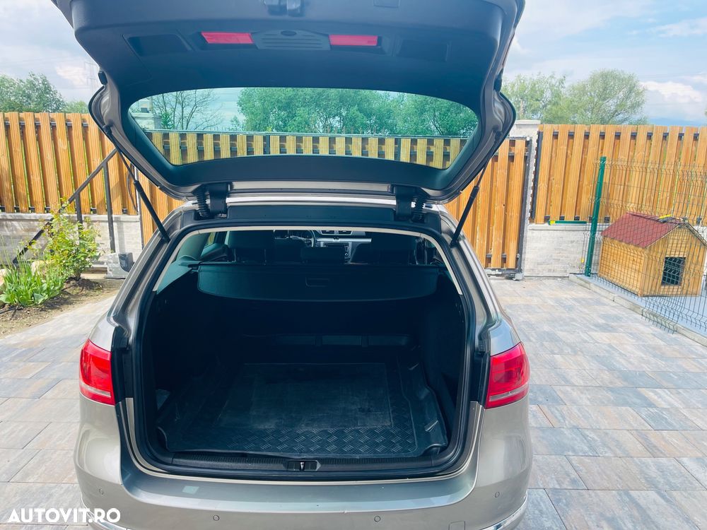 Volkswagen Passat - 9