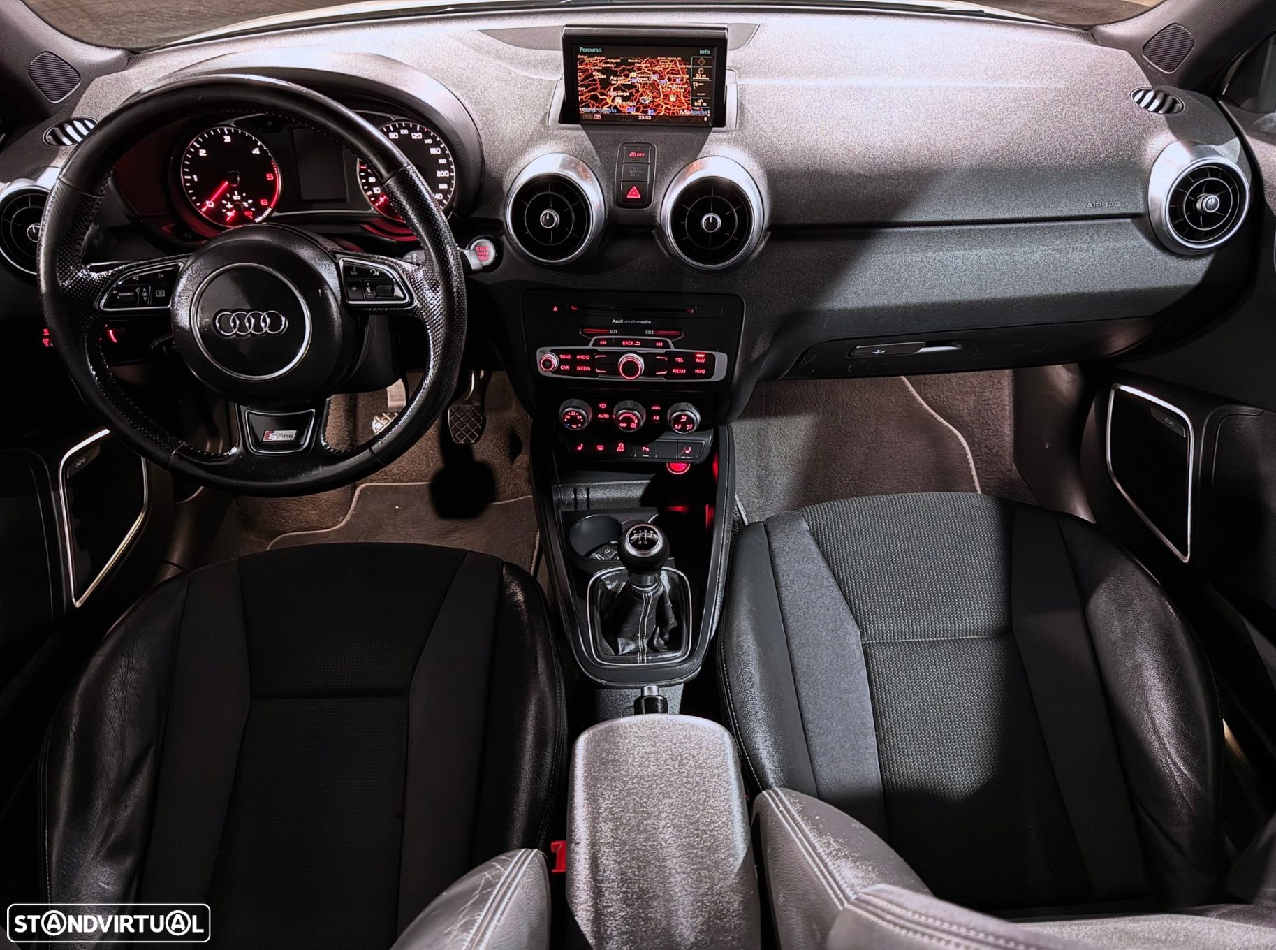Audi A1 1.6 TDI S-line - 8