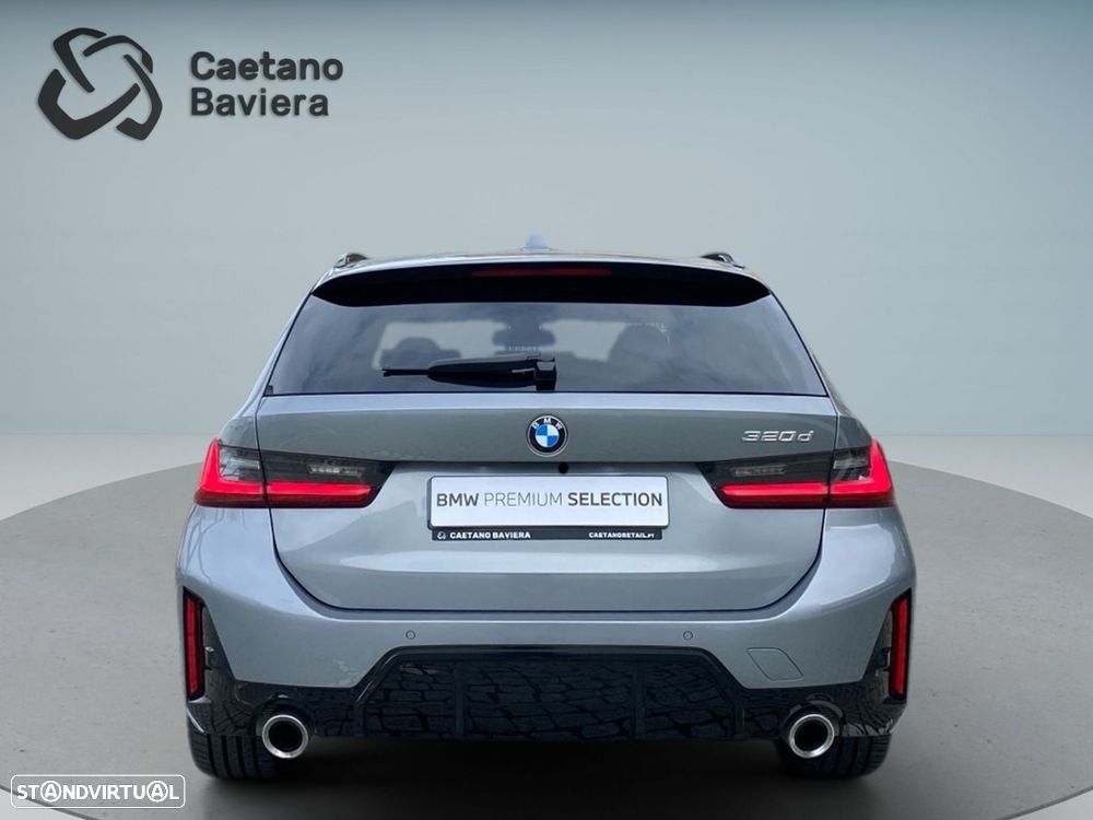 BMW 320 d Touring Pack Desportivo M Auto - 21