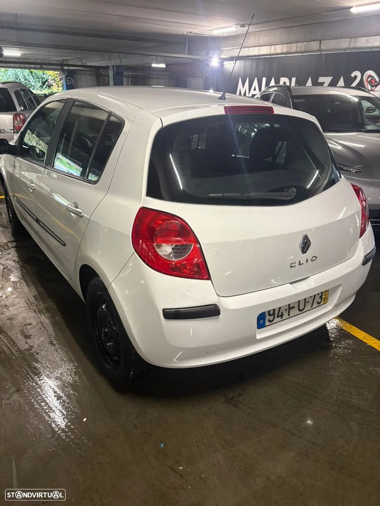 Renault Clio 1.5 dCi Confort - 25