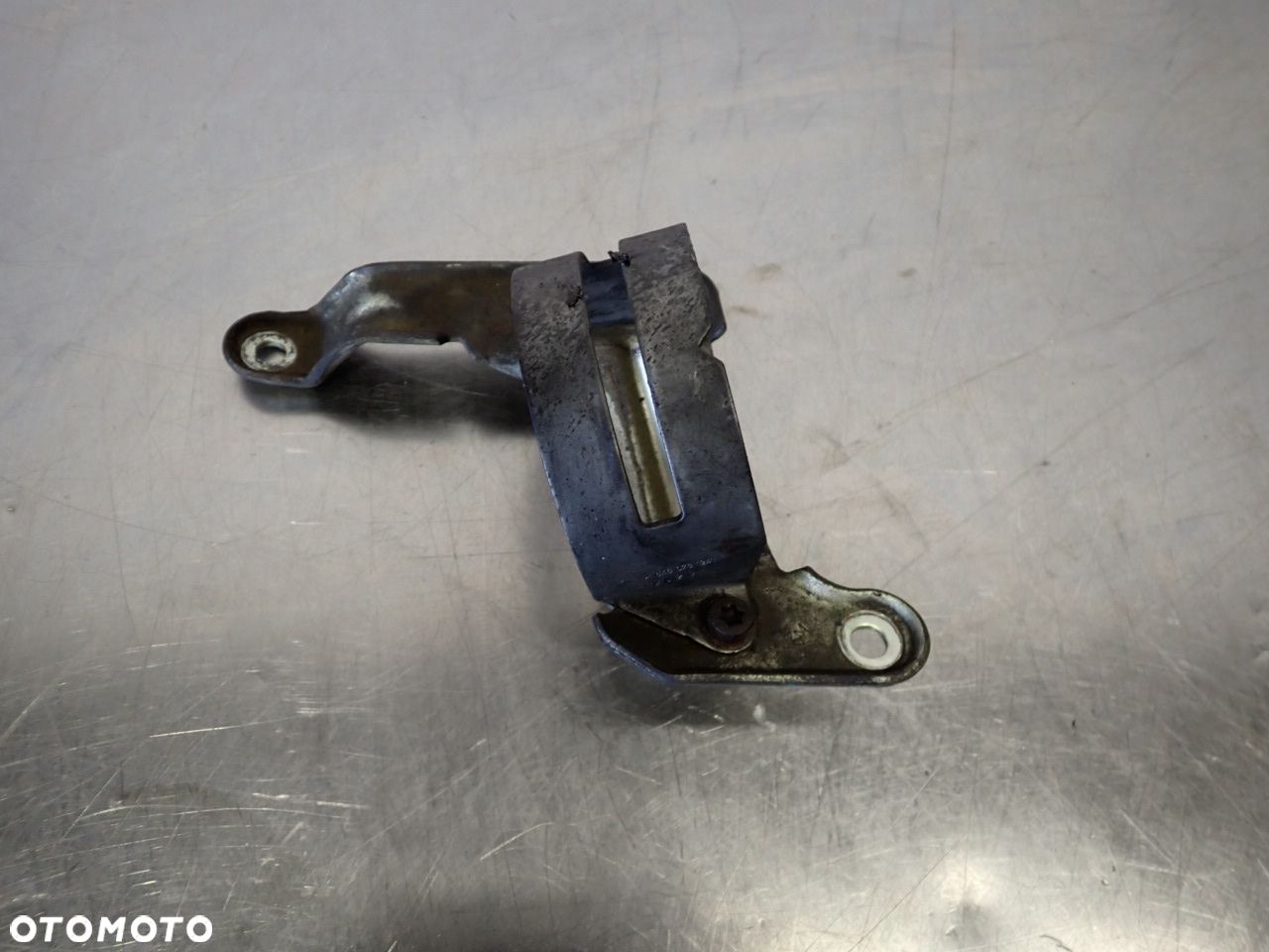 MOCOWANIE FILTRA OLEJU MERCEDES-BENZ SPRINTER W906 313 CDI A6460781241 - 1