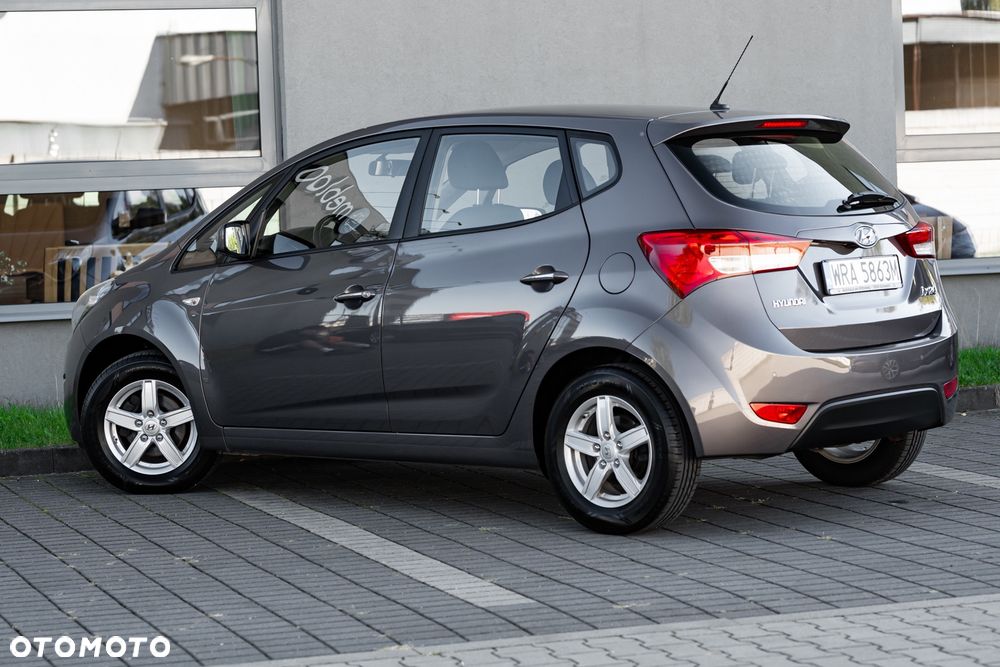 Hyundai ix20 1.4 Classic - 11