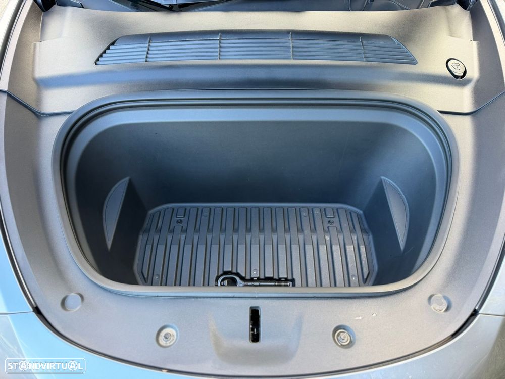 Tesla Model Y Long Range Tração Traseira - 52